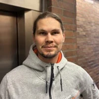 Anton, Snickare Byggservice i Sjövik AB